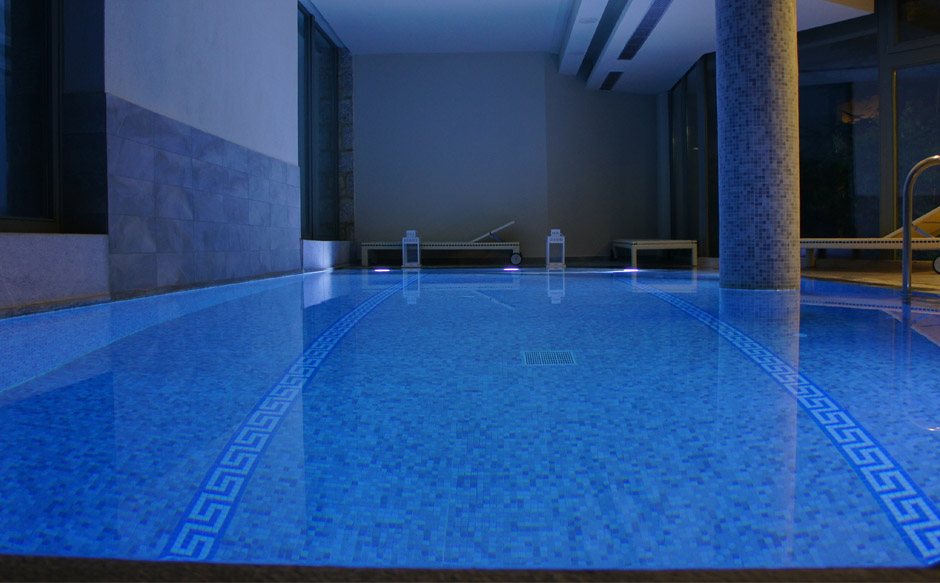 Indoor swimming pool